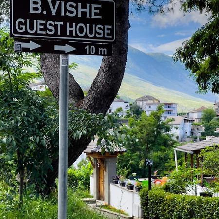 B Vishe Guest House Gjirokastra Kültér fotó